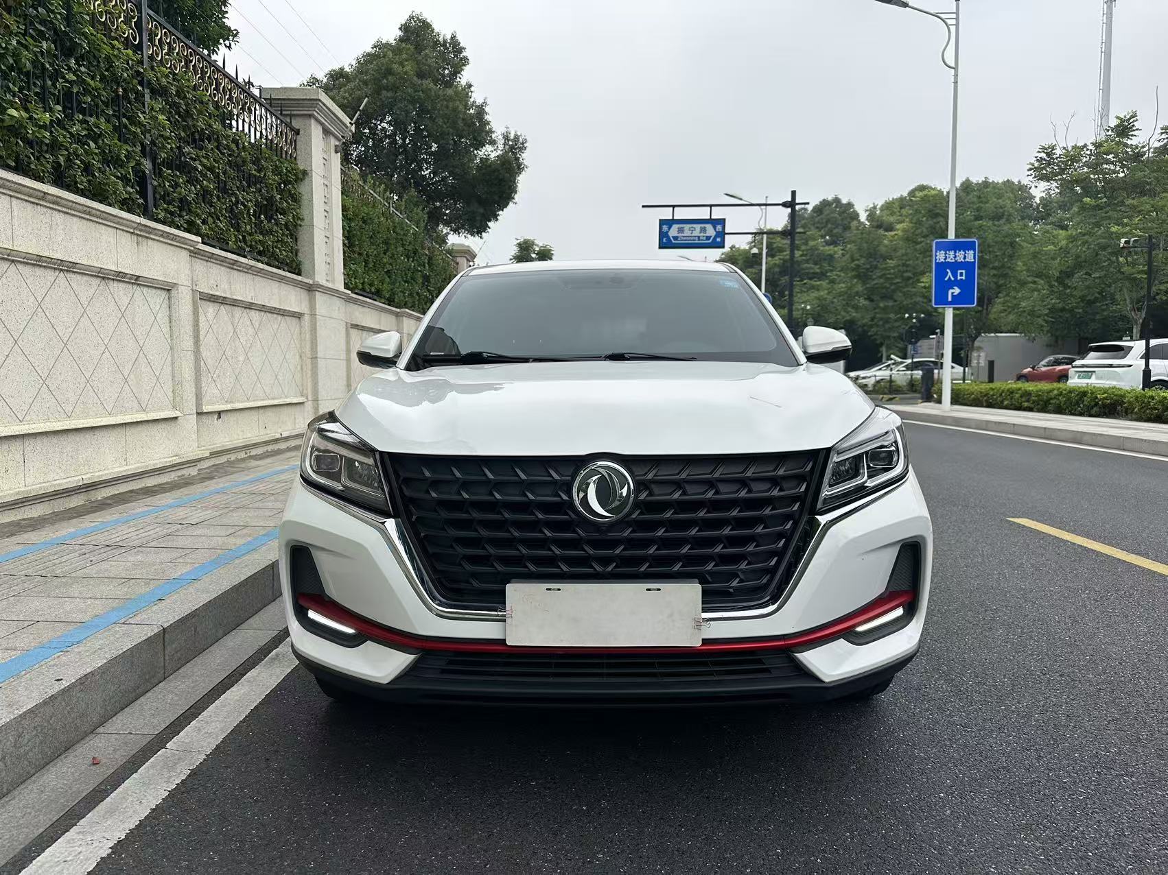 Dongfeng Fengguang 500 2021