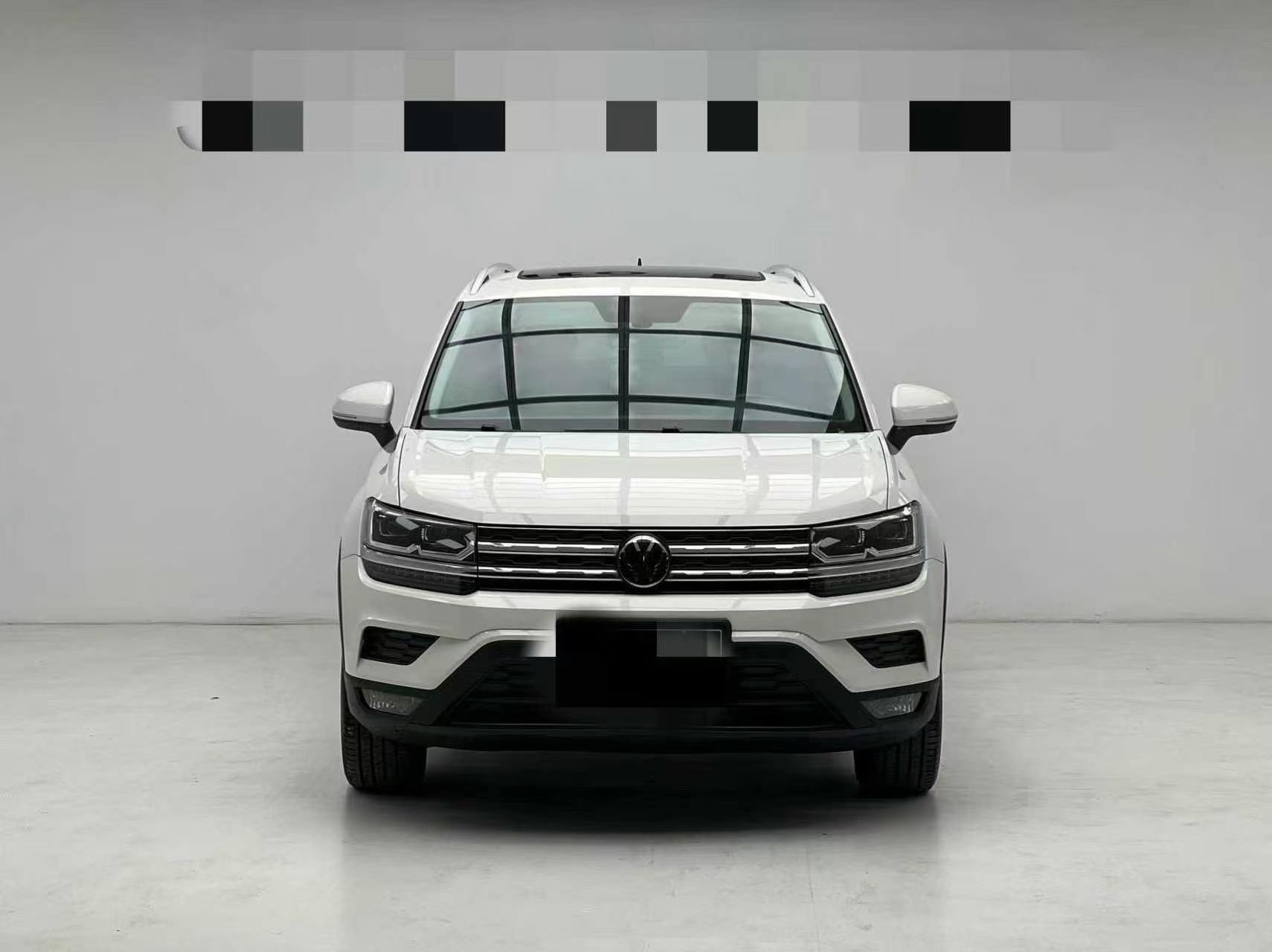 VOLKSWAGEN THARU 2021